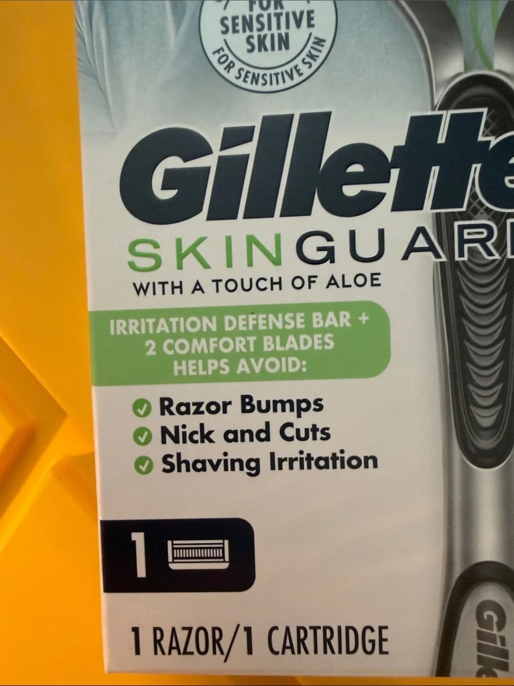 🌴2 packs 1 Gillette  Skinguard  Razors